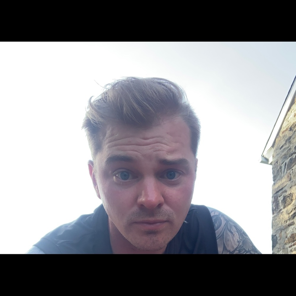 Meet your Posher, Adam